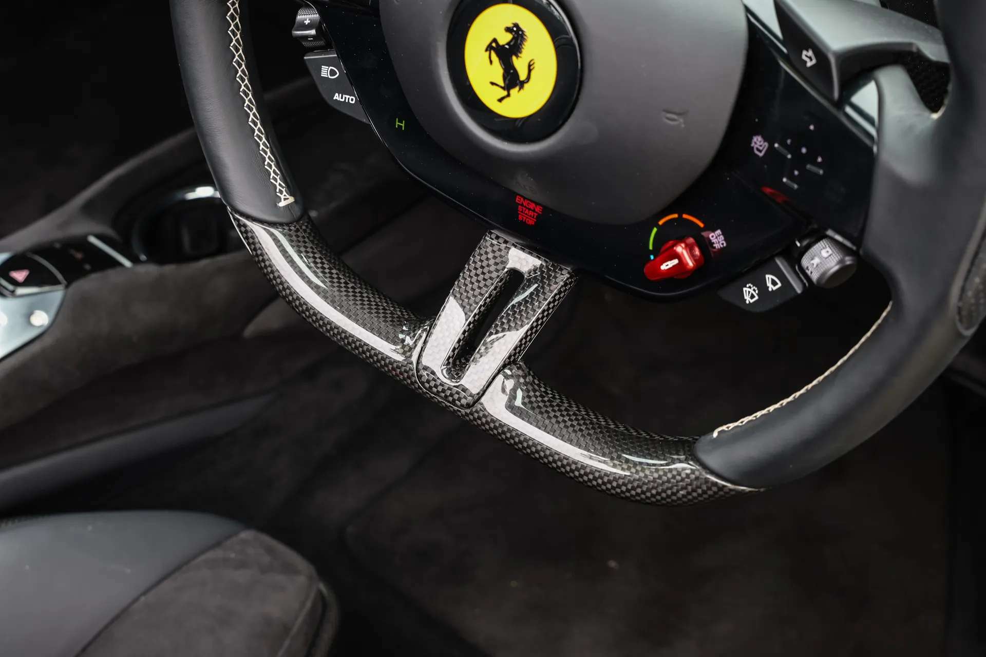 2024 FERRARI 296 GTS S-A 2024 FERRARI 296 GTS S-A