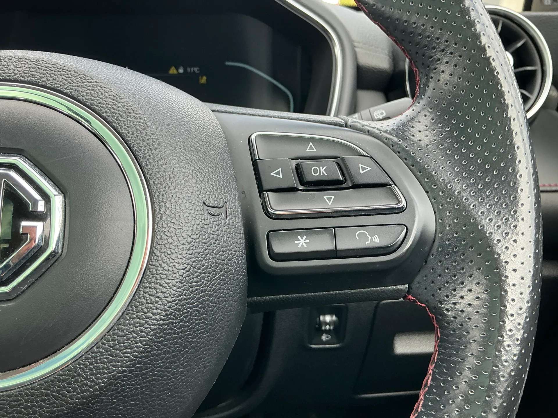 2022 MG MOTOR UK HS 2022 MG MOTOR UK HS