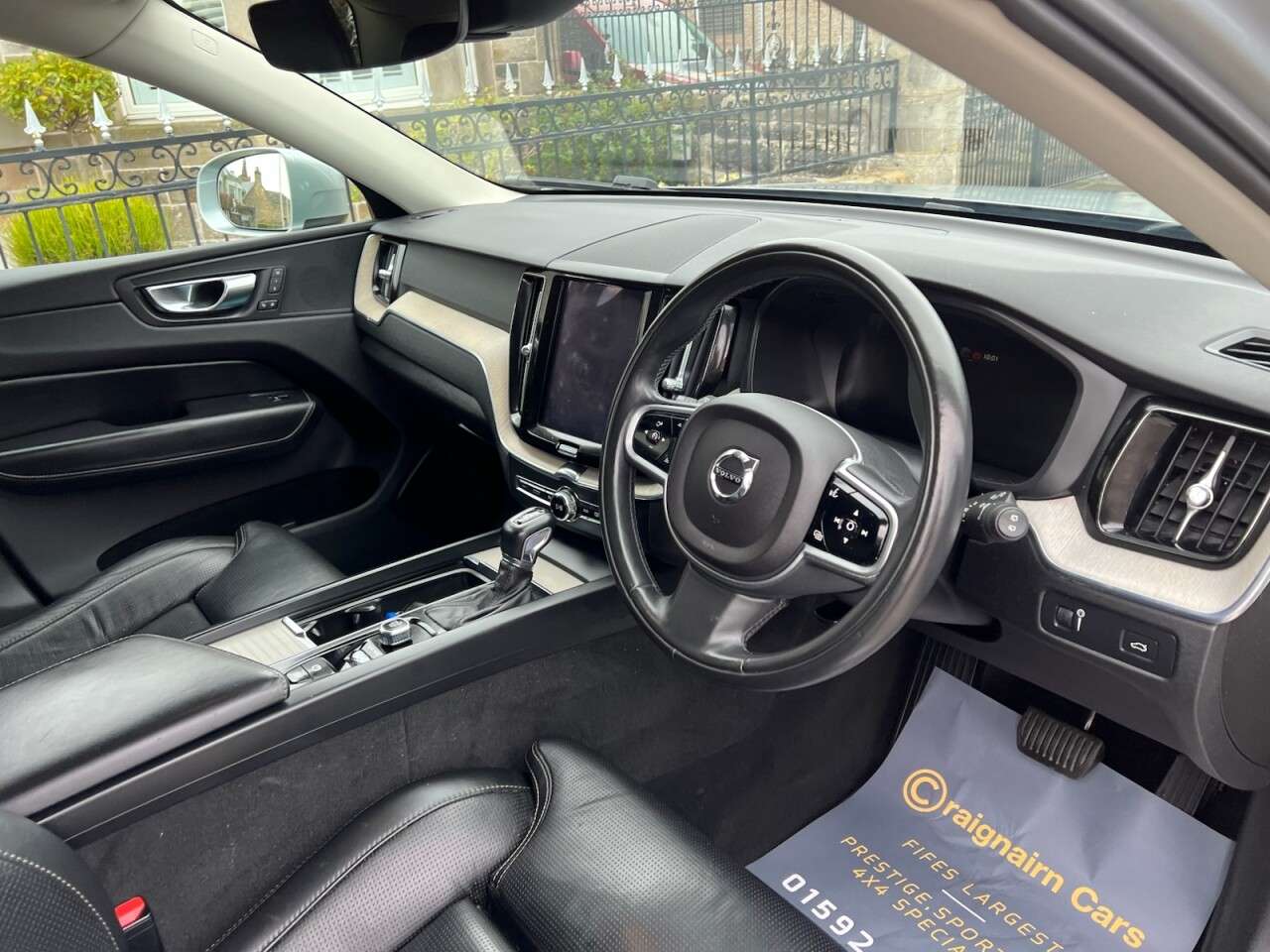 2017 VOLVO XC60 2017 VOLVO XC60