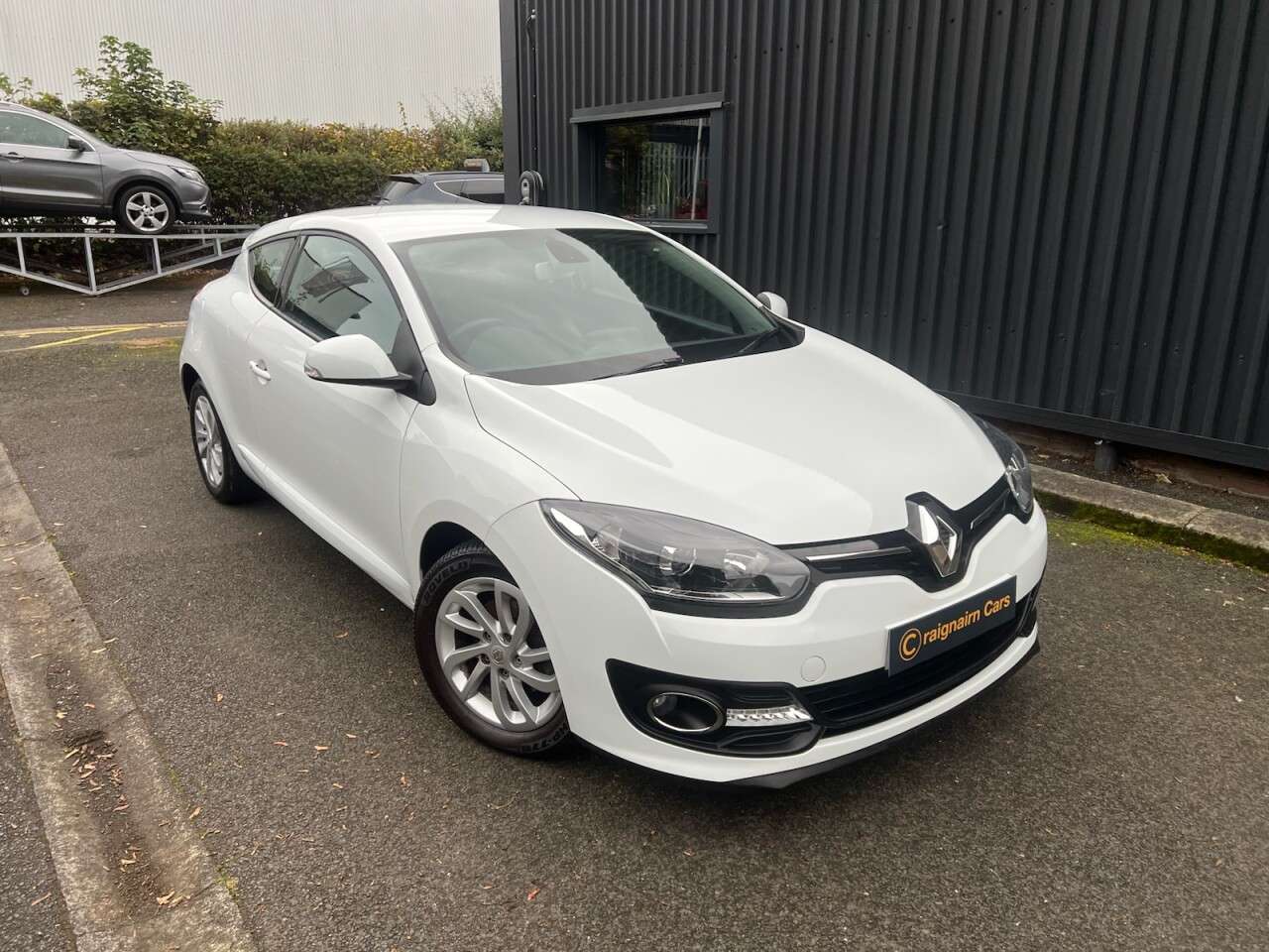 2015 RENAULT MEGANE 2015 RENAULT MEGANE