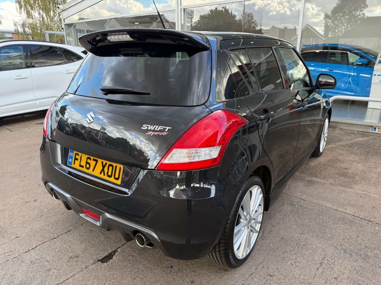 2017 SUZUKI SWIFT 2017 SUZUKI SWIFT