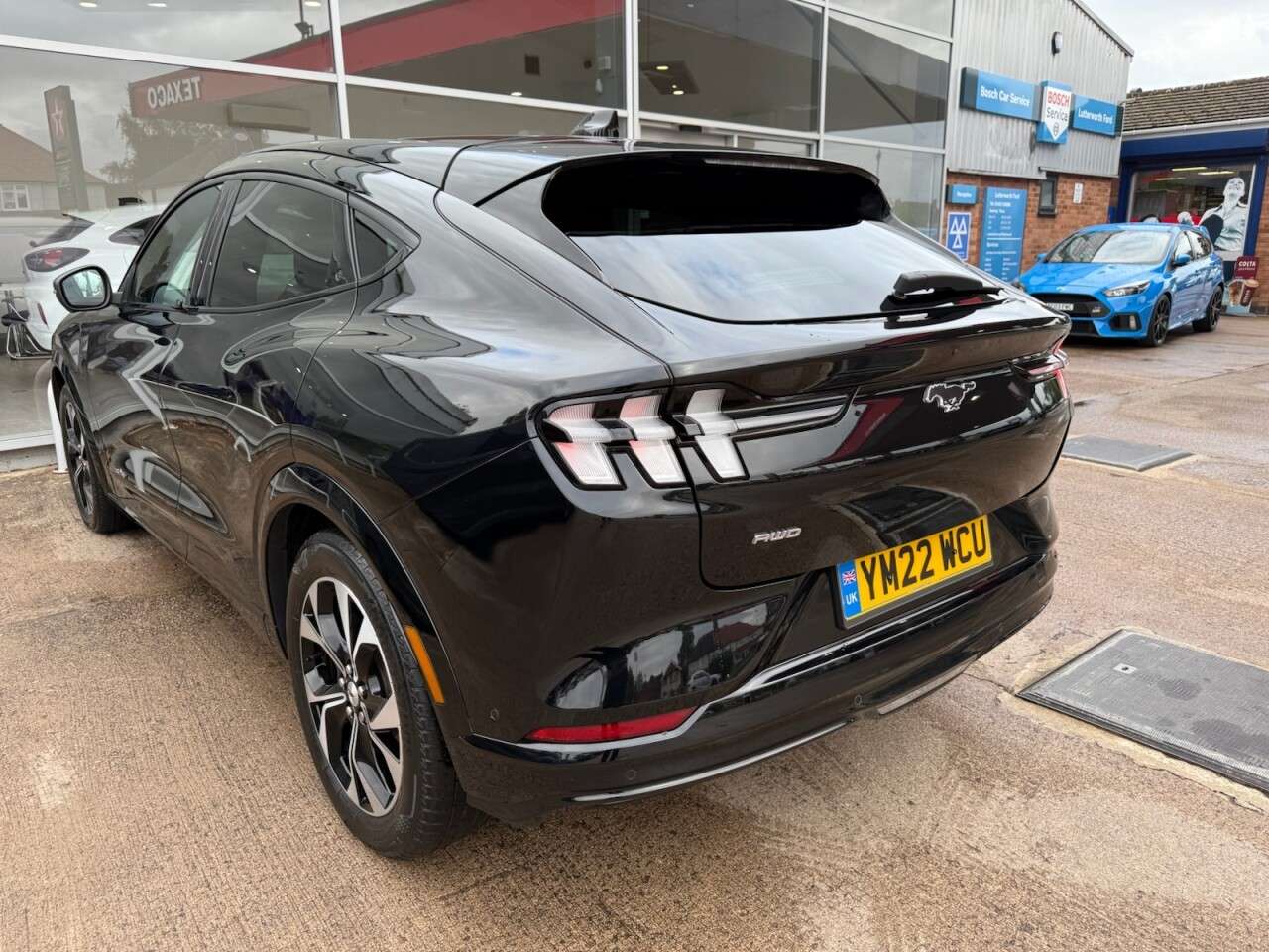 2022 FORD MUSTANG MACH-E 2022 FORD MUSTANG MACH-E