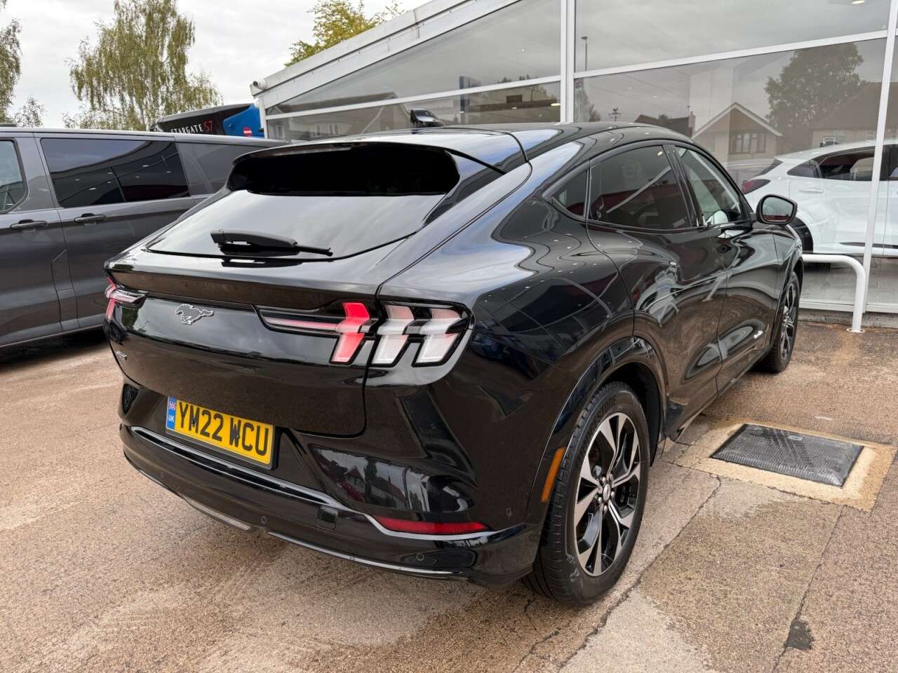 2022 FORD MUSTANG MACH-E 2022 FORD MUSTANG MACH-E