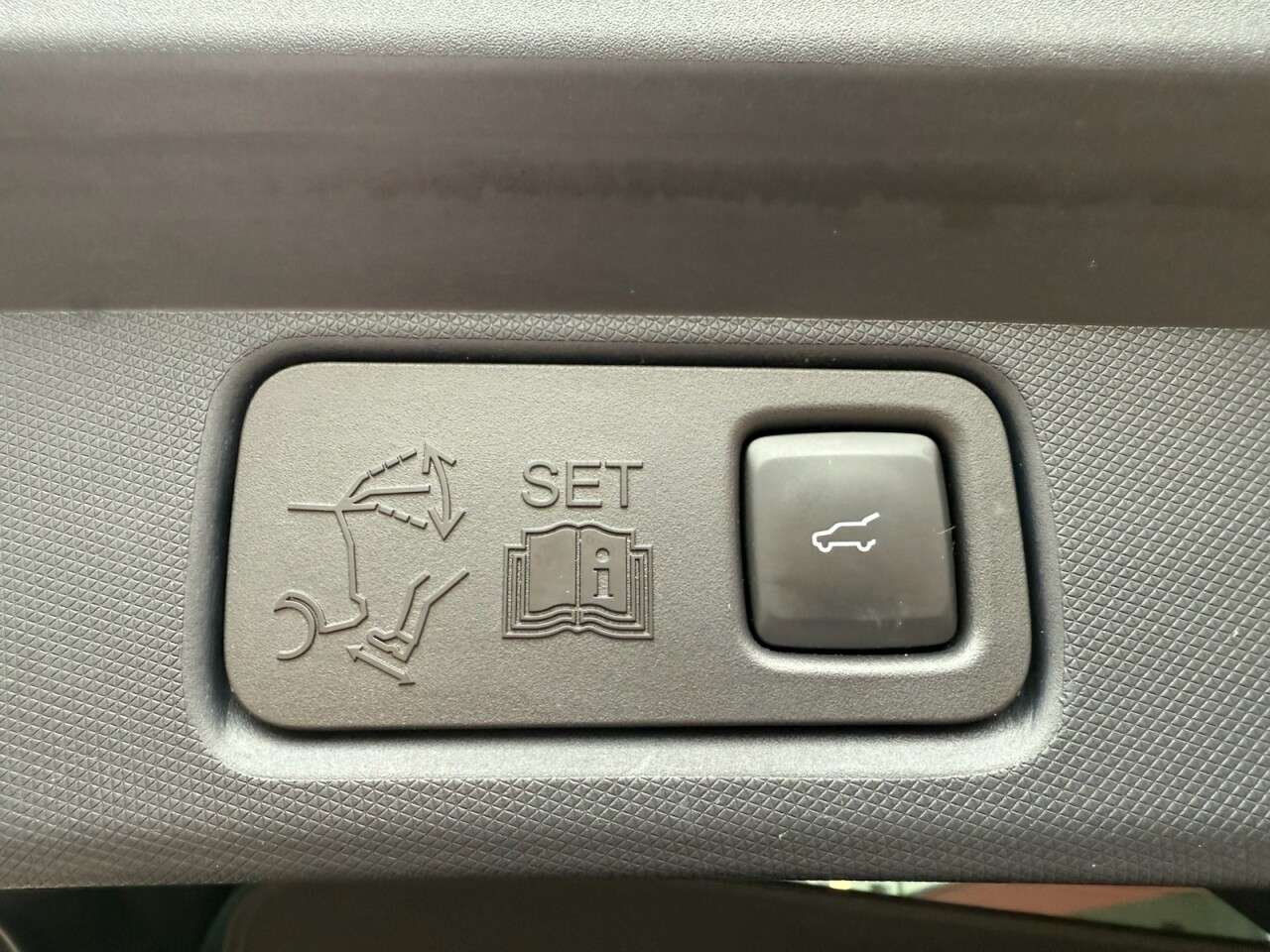 2022 FORD MUSTANG MACH-E 2022 FORD MUSTANG MACH-E