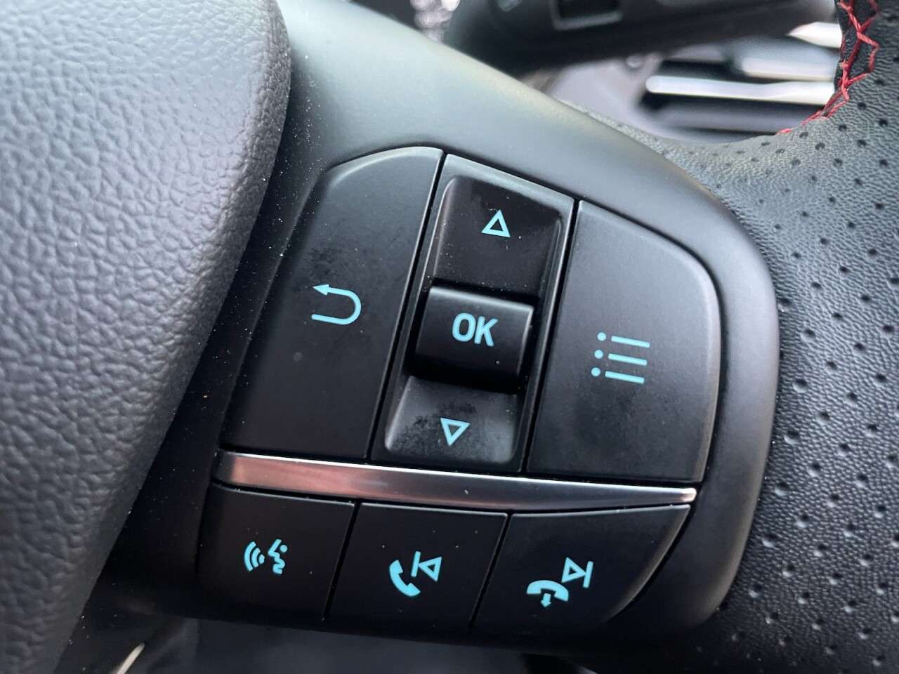 2024 FORD FOCUS 2024 FORD FOCUS