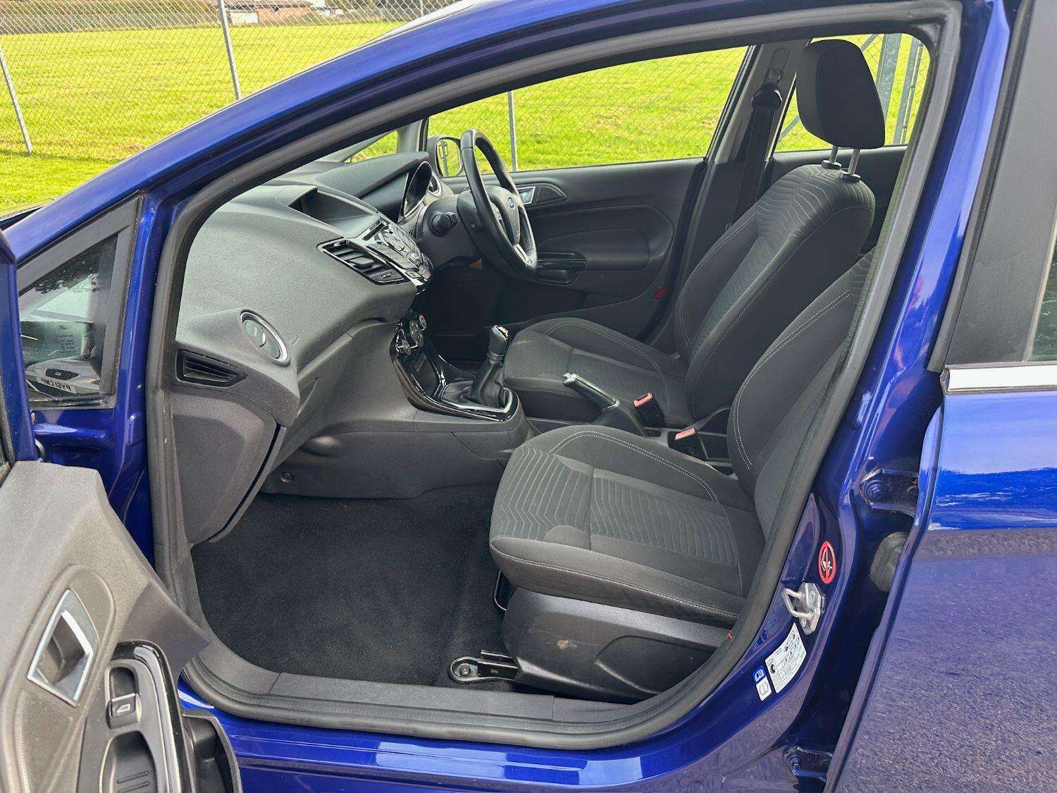 2015 FORD FIESTA 2015 FORD FIESTA