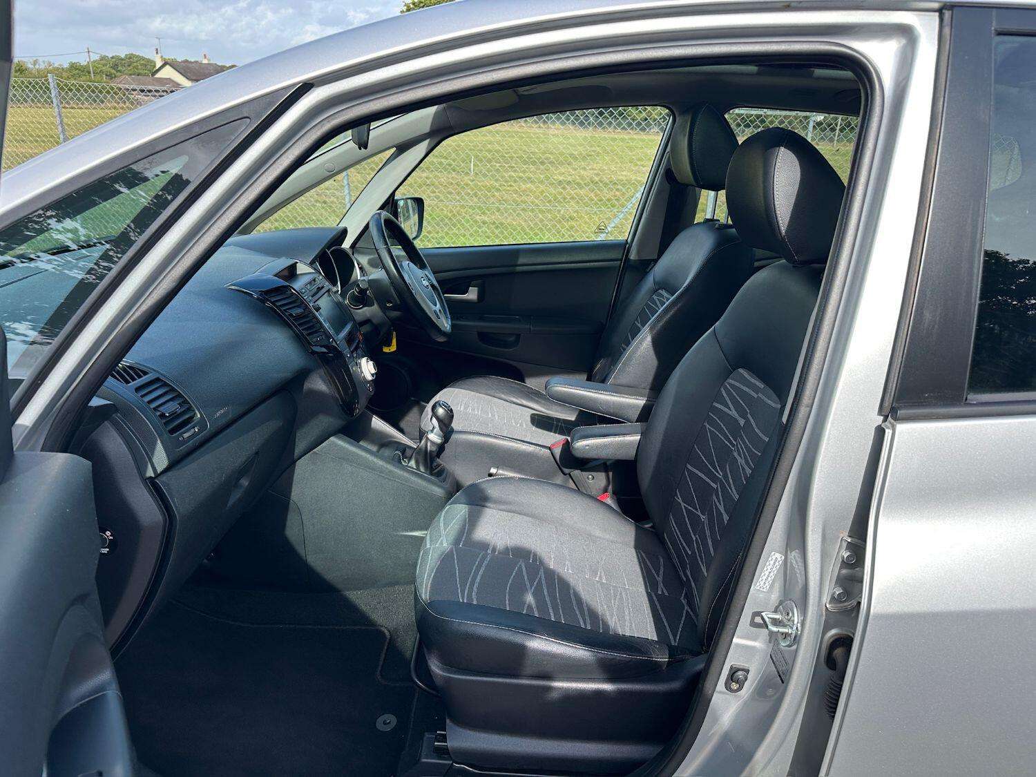 2012 KIA VENGA 2012 KIA VENGA