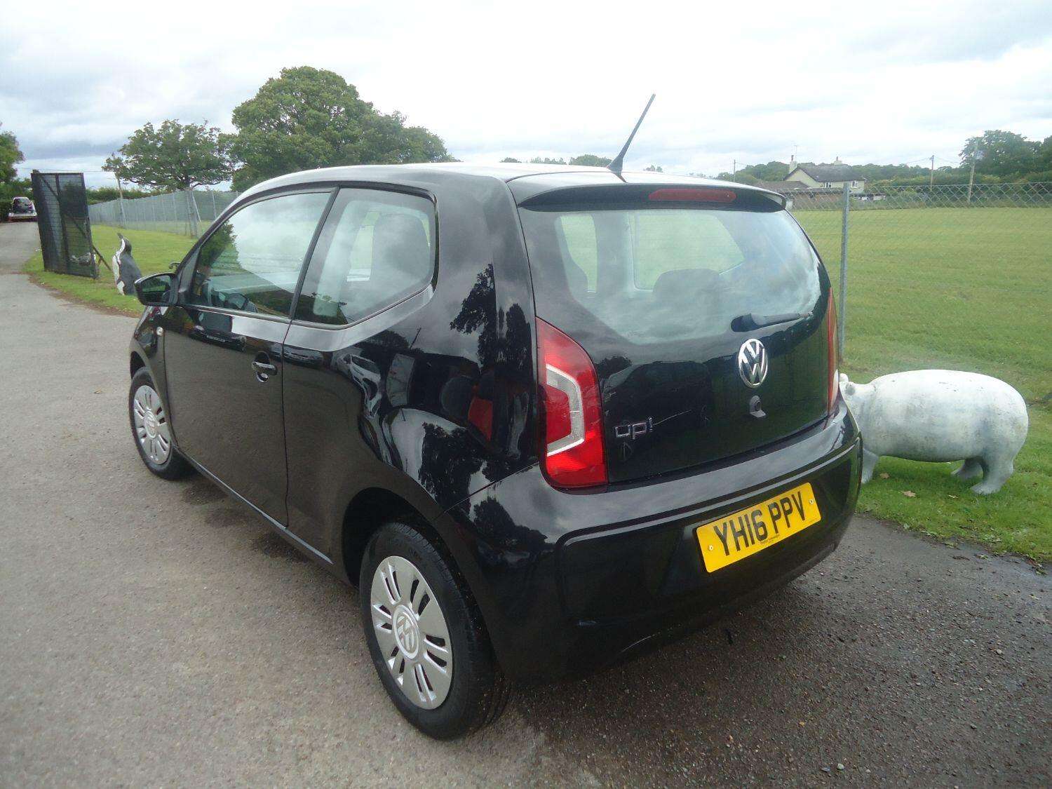 2016 VOLKSWAGEN UP 2016 VOLKSWAGEN UP