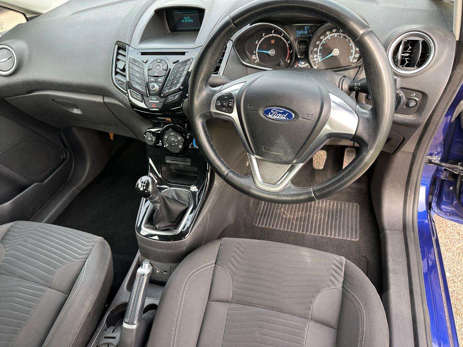 2015 FORD FIESTA 2015 FORD FIESTA