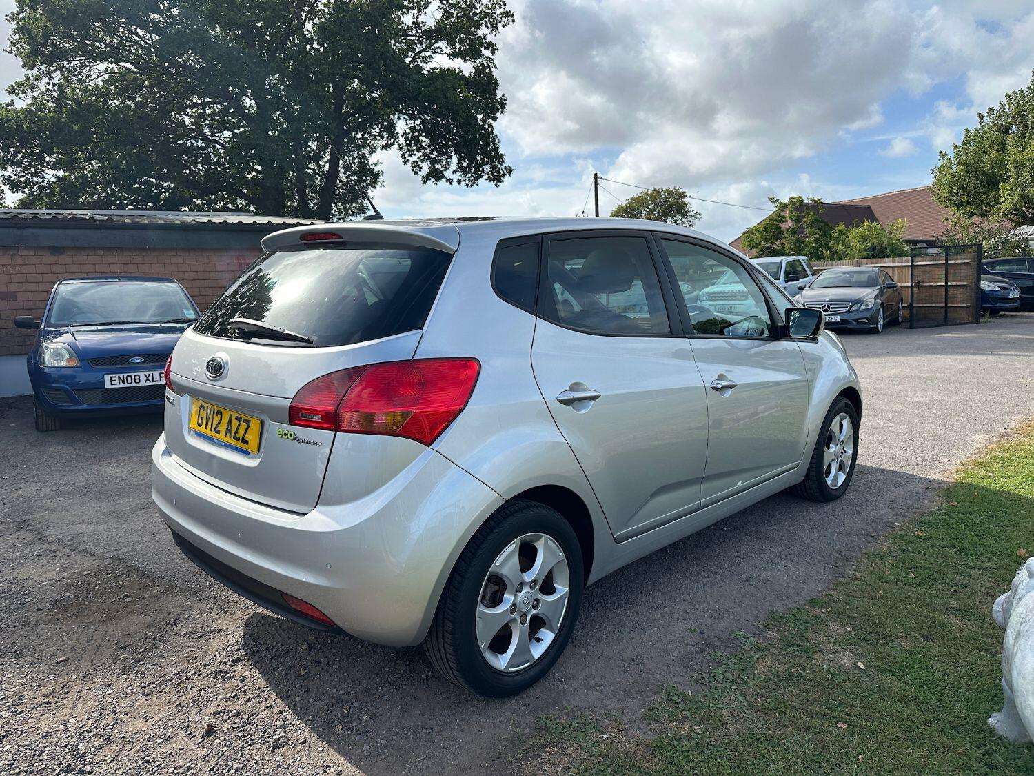 2012 KIA VENGA 2012 KIA VENGA