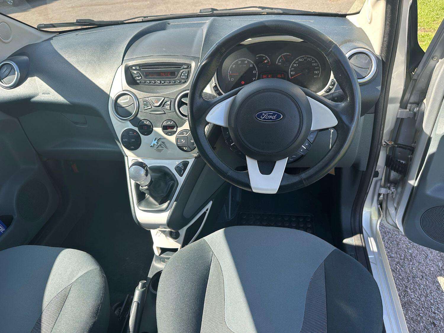 2012 FORD KA 2012 FORD KA