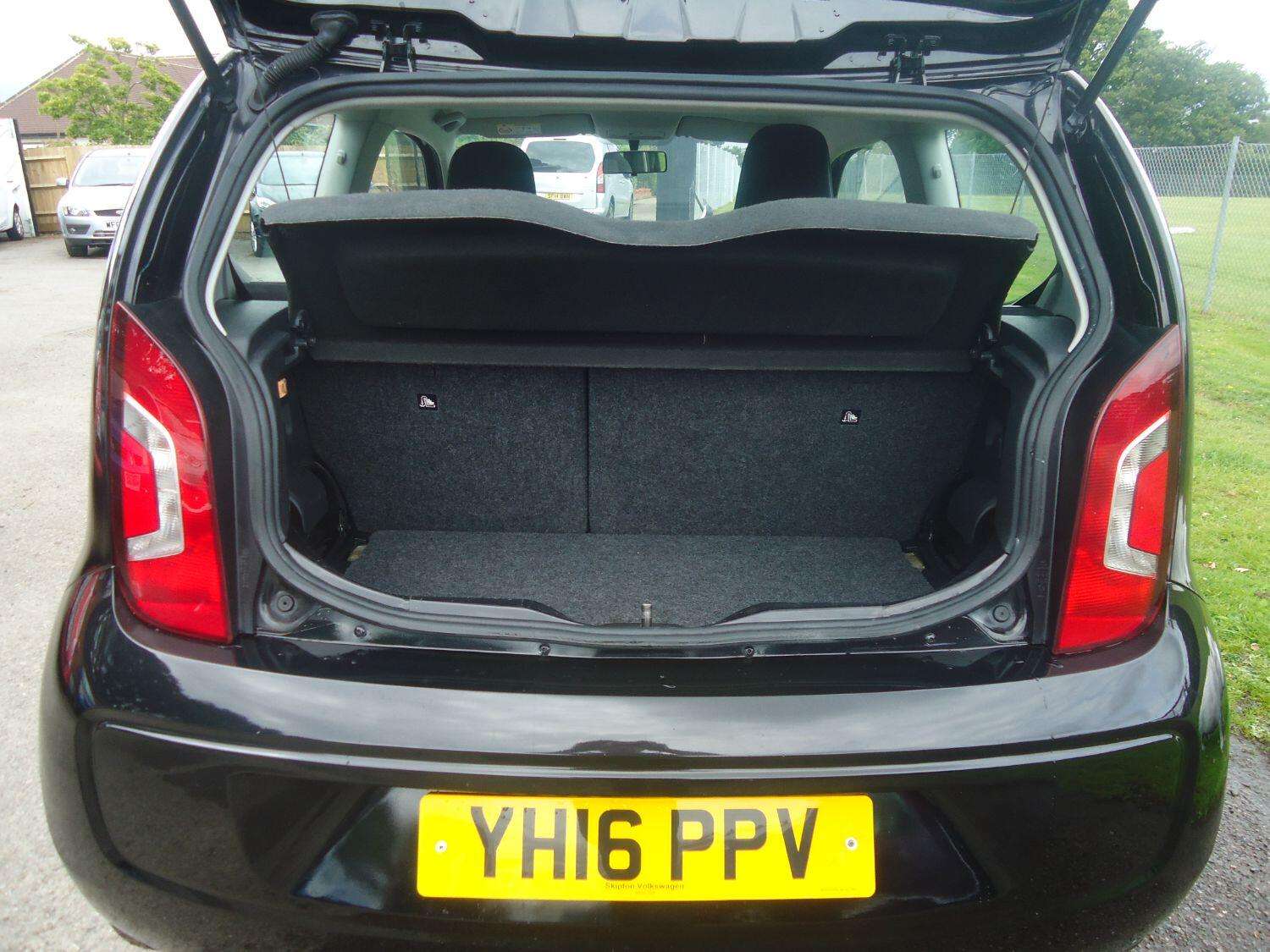 2016 VOLKSWAGEN UP 2016 VOLKSWAGEN UP