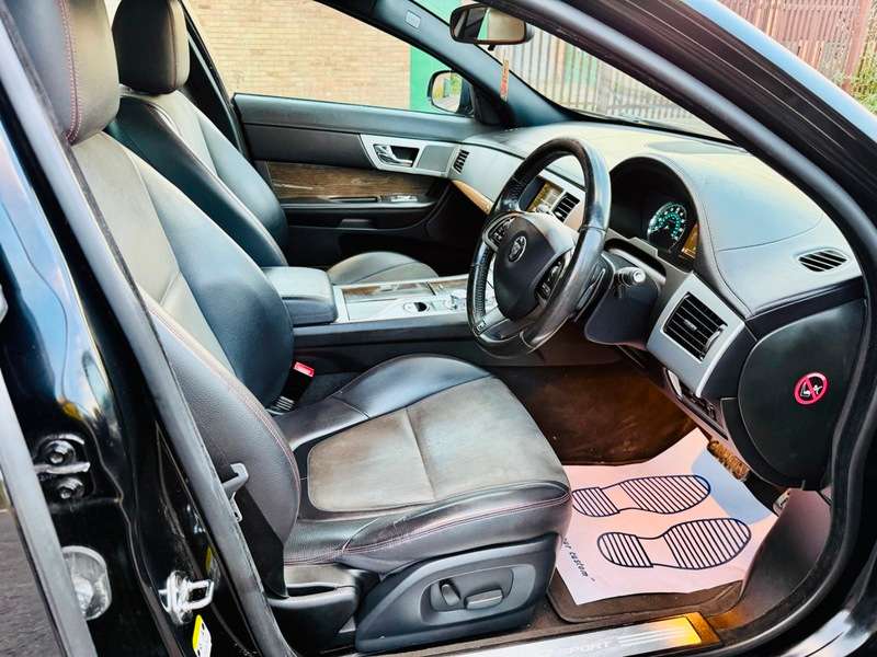 2014 JAGUAR XF 2014 JAGUAR XF