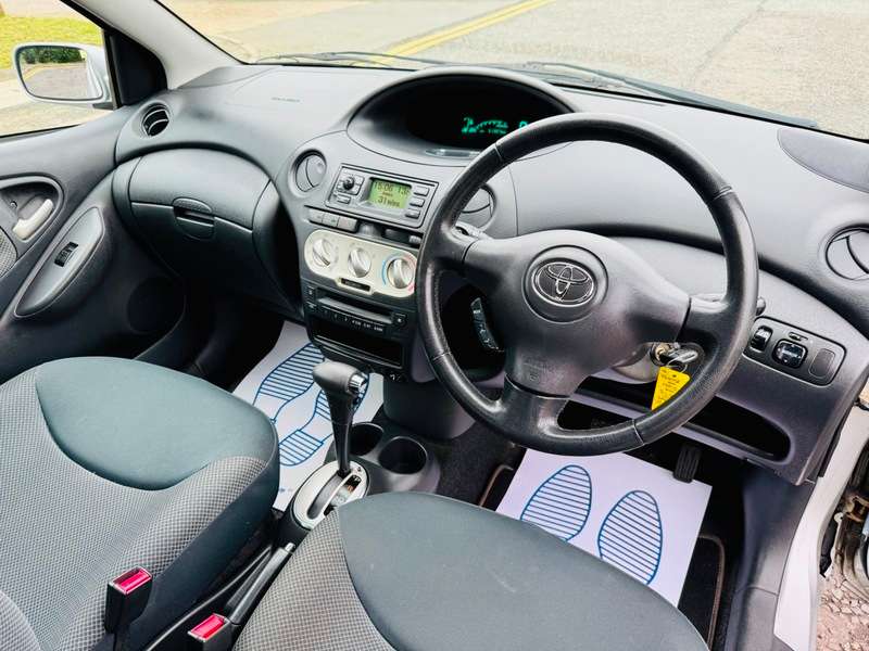 2005 TOYOTA YARIS 2005 TOYOTA YARIS