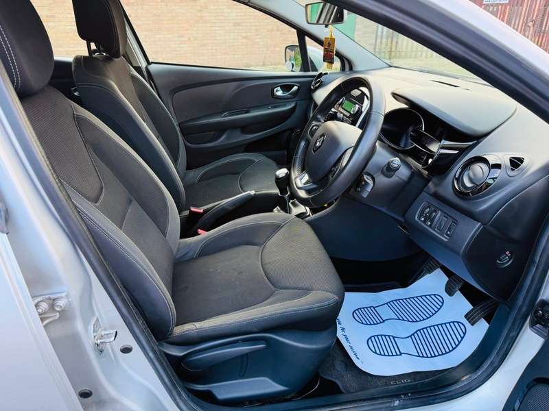 2019 RENAULT CLIO 2019 RENAULT CLIO