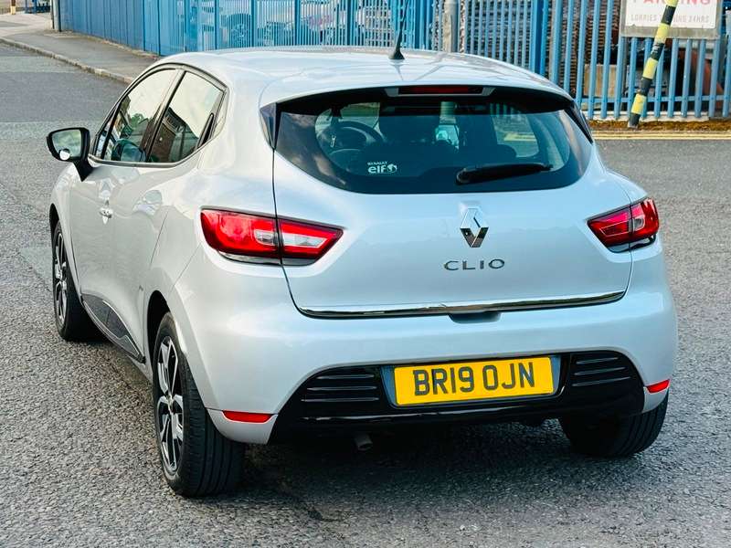 2019 RENAULT CLIO 2019 RENAULT CLIO