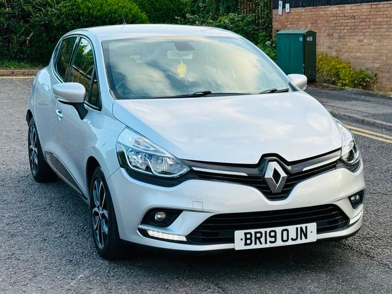 2019 RENAULT CLIO 2019 RENAULT CLIO