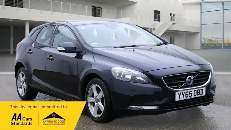 Check out this Volvo V40 2015 Petrol Manual