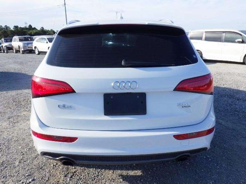 null AUDI Q5 null AUDI Q5