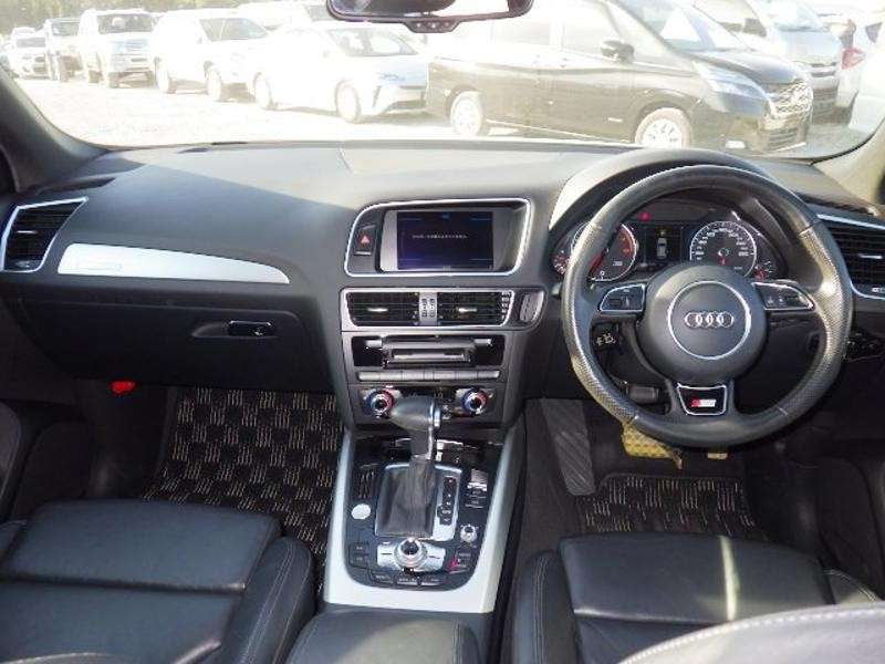 null AUDI Q5 null AUDI Q5