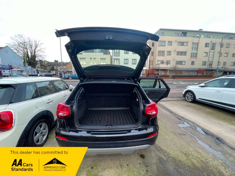 2019 AUDI Q2 2019 AUDI Q2