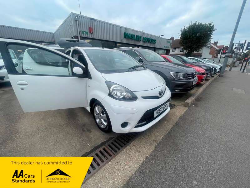 2013 TOYOTA AYGO 2013 TOYOTA AYGO