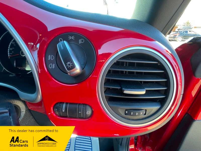 2014 VOLKSWAGEN BEETLE 2014 VOLKSWAGEN BEETLE