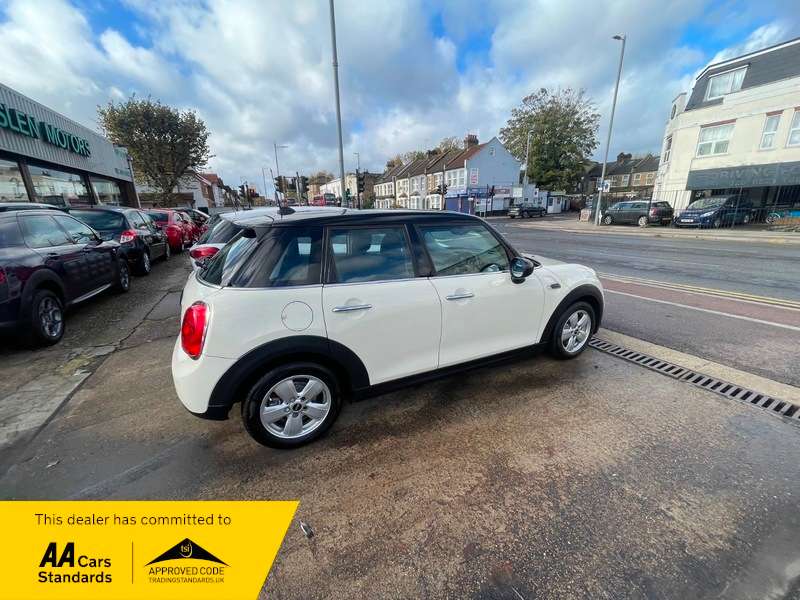 2015 MINI MINI 2015 MINI MINI