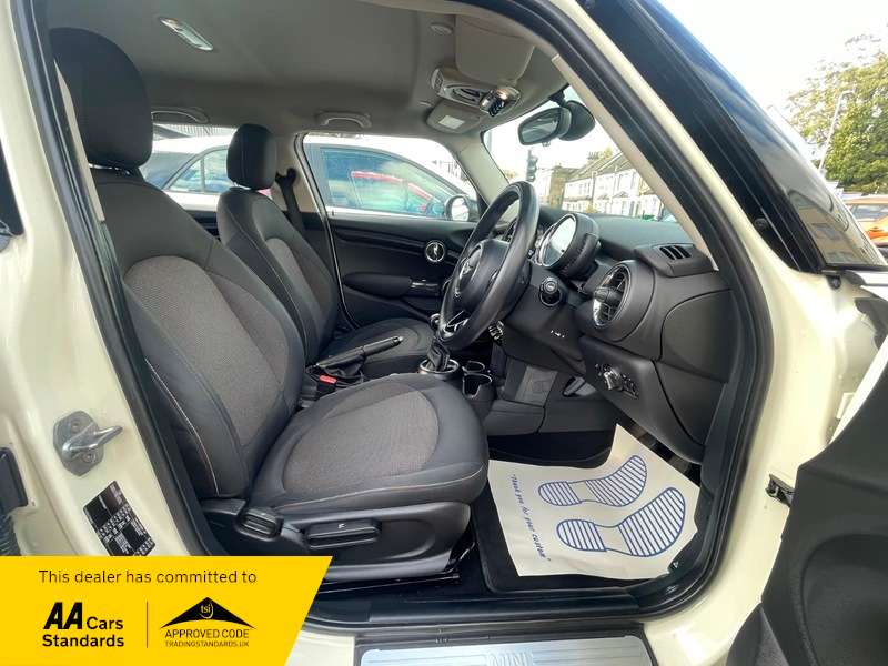 2015 MINI MINI 2015 MINI MINI