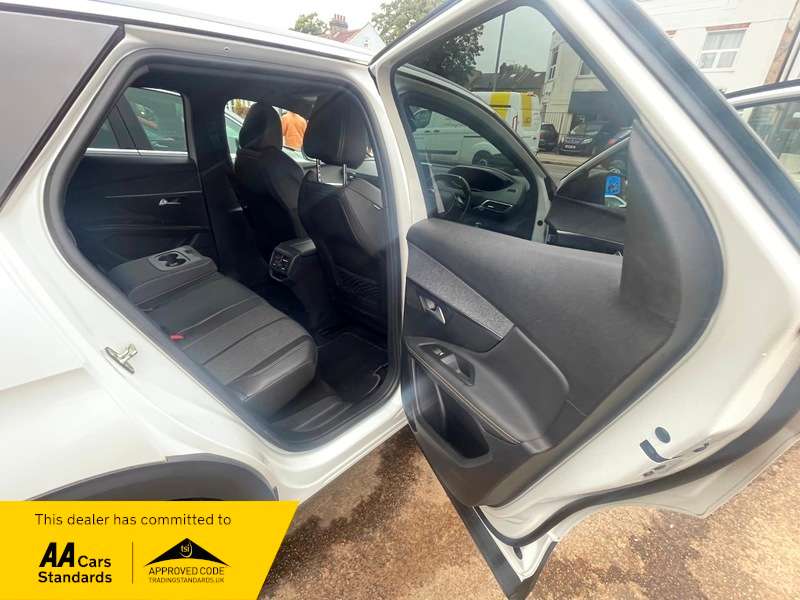 2018 PEUGEOT 3008 2018 PEUGEOT 3008