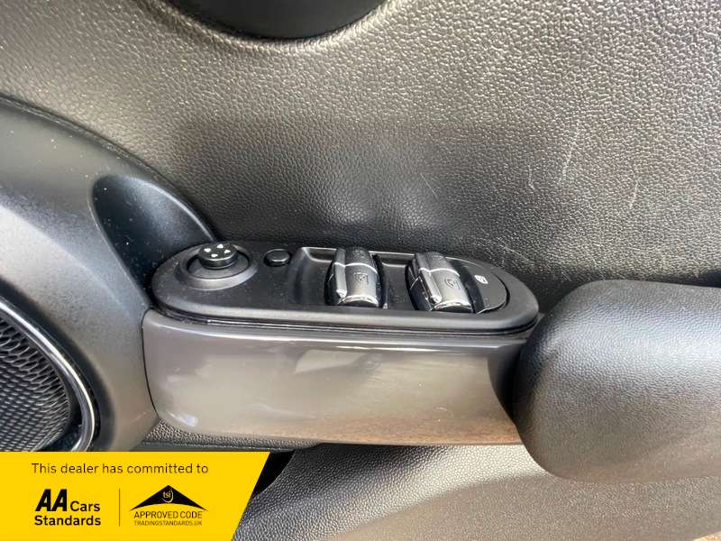 2015 MINI MINI 2015 MINI MINI