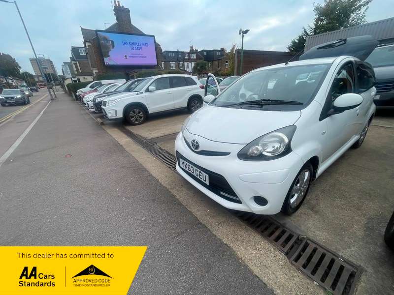 2013 TOYOTA AYGO 2013 TOYOTA AYGO