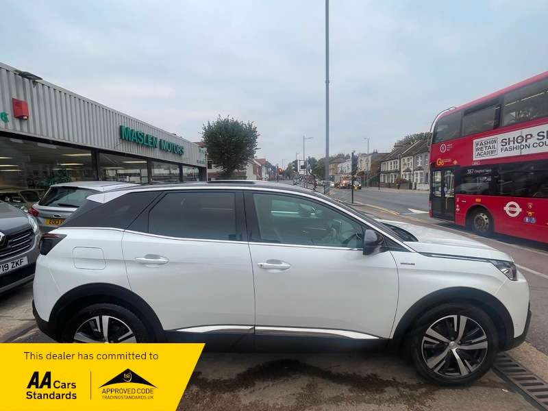 2018 PEUGEOT 3008 2018 PEUGEOT 3008