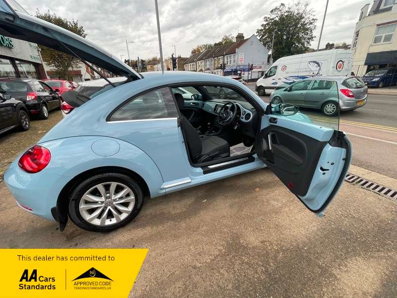 2013 VOLKSWAGEN BEETLE 2013 VOLKSWAGEN BEETLE