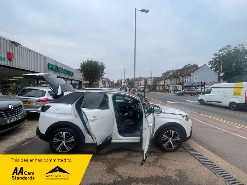 2018 PEUGEOT 3008 2018 PEUGEOT 3008