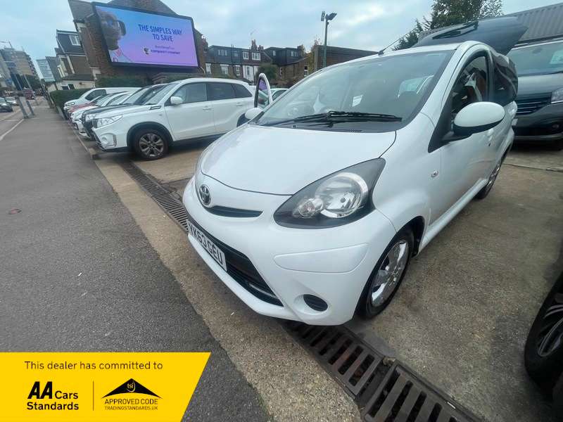 2013 TOYOTA AYGO 2013 TOYOTA AYGO