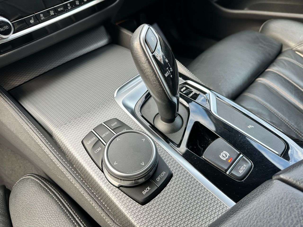 2019 BMW 5 SERIES 2019 BMW 5 SERIES