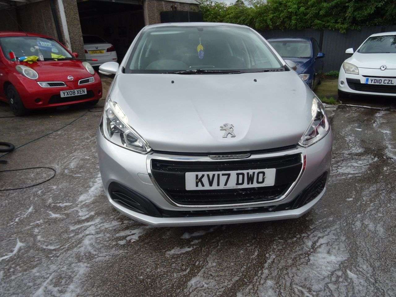 2017 PEUGEOT 208 2017 PEUGEOT 208
