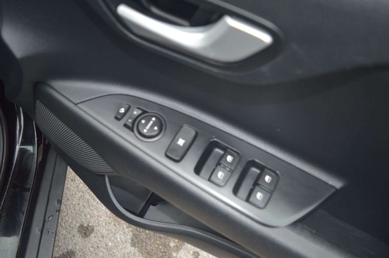 2018 KIA STONIC 2018 KIA STONIC