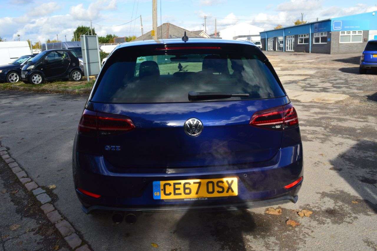 2017 VOLKSWAGEN GOLF 2017 VOLKSWAGEN GOLF
