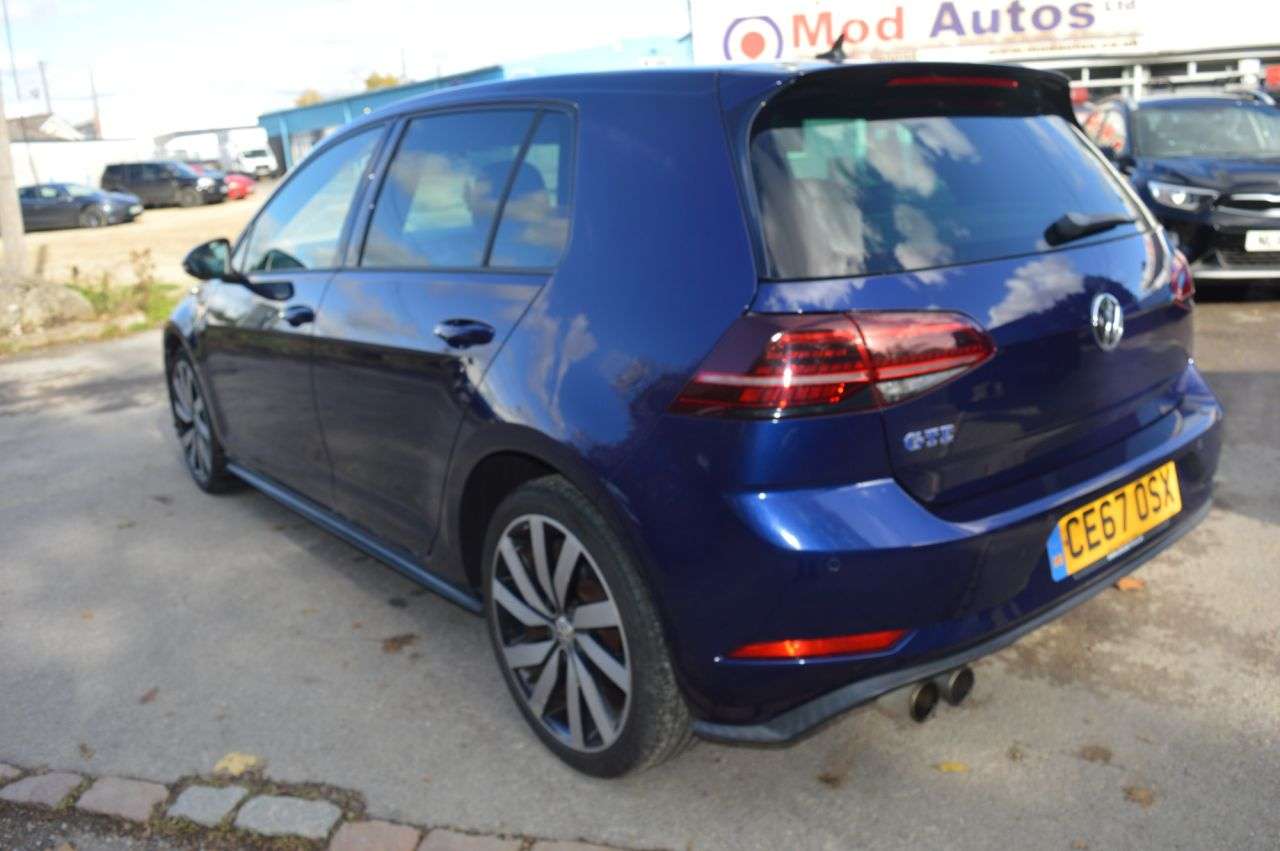 2017 VOLKSWAGEN GOLF 2017 VOLKSWAGEN GOLF