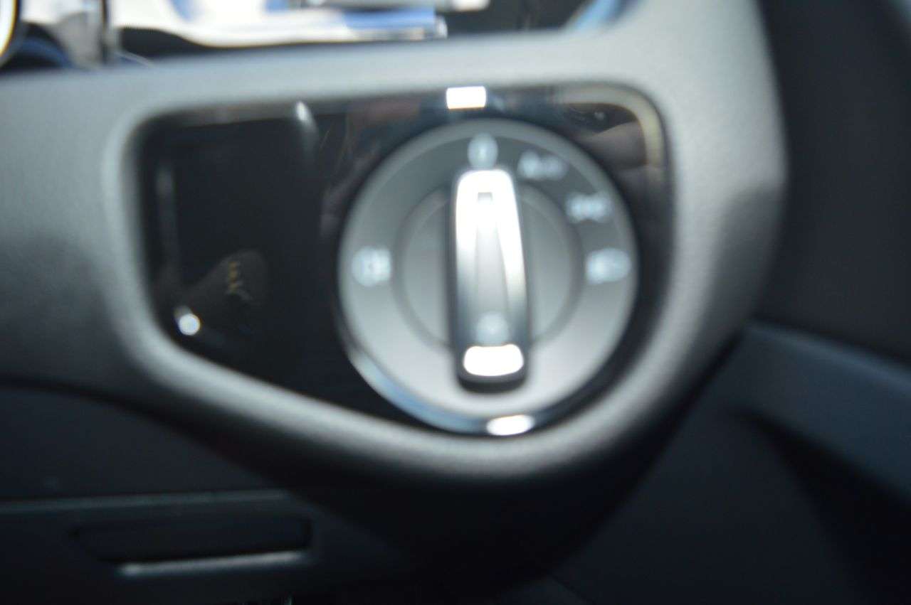 2017 VOLKSWAGEN GOLF 2017 VOLKSWAGEN GOLF