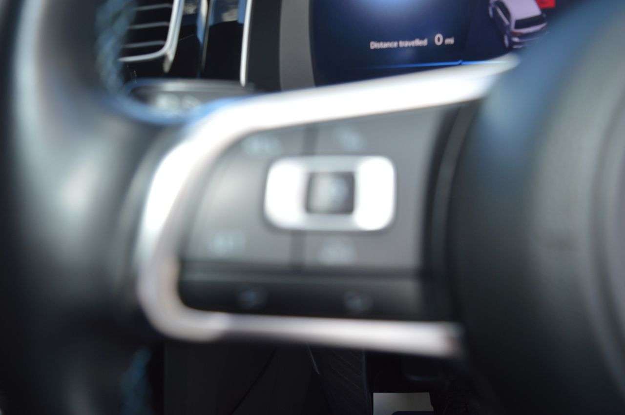 2017 VOLKSWAGEN GOLF 2017 VOLKSWAGEN GOLF