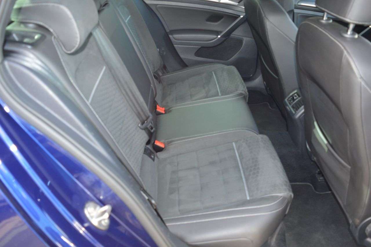 2017 VOLKSWAGEN GOLF 2017 VOLKSWAGEN GOLF