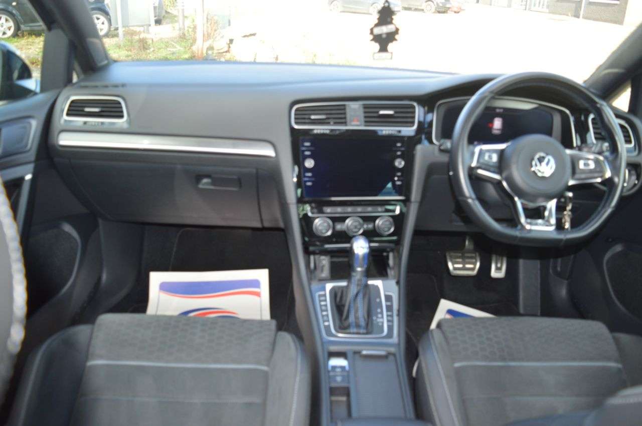 2017 VOLKSWAGEN GOLF 2017 VOLKSWAGEN GOLF