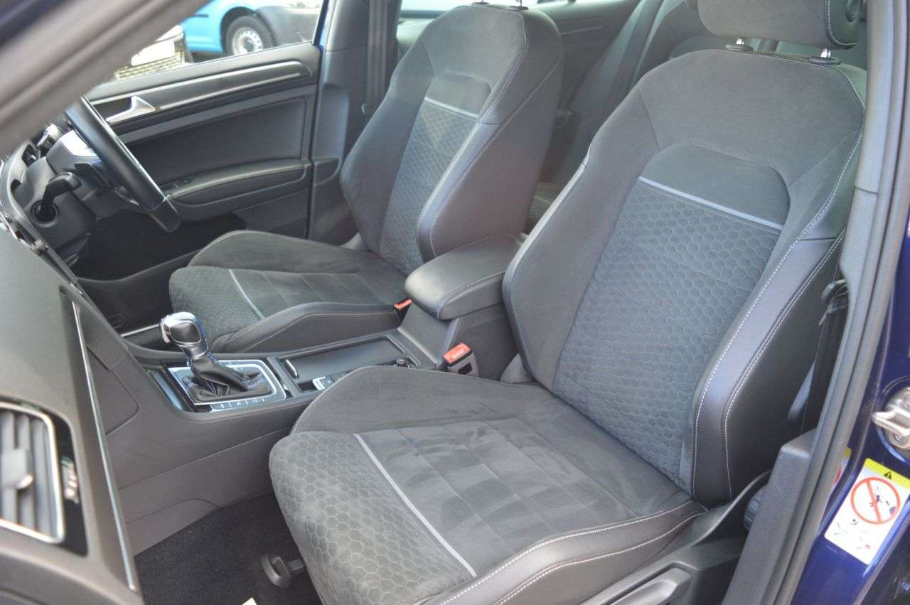 2017 VOLKSWAGEN GOLF 2017 VOLKSWAGEN GOLF