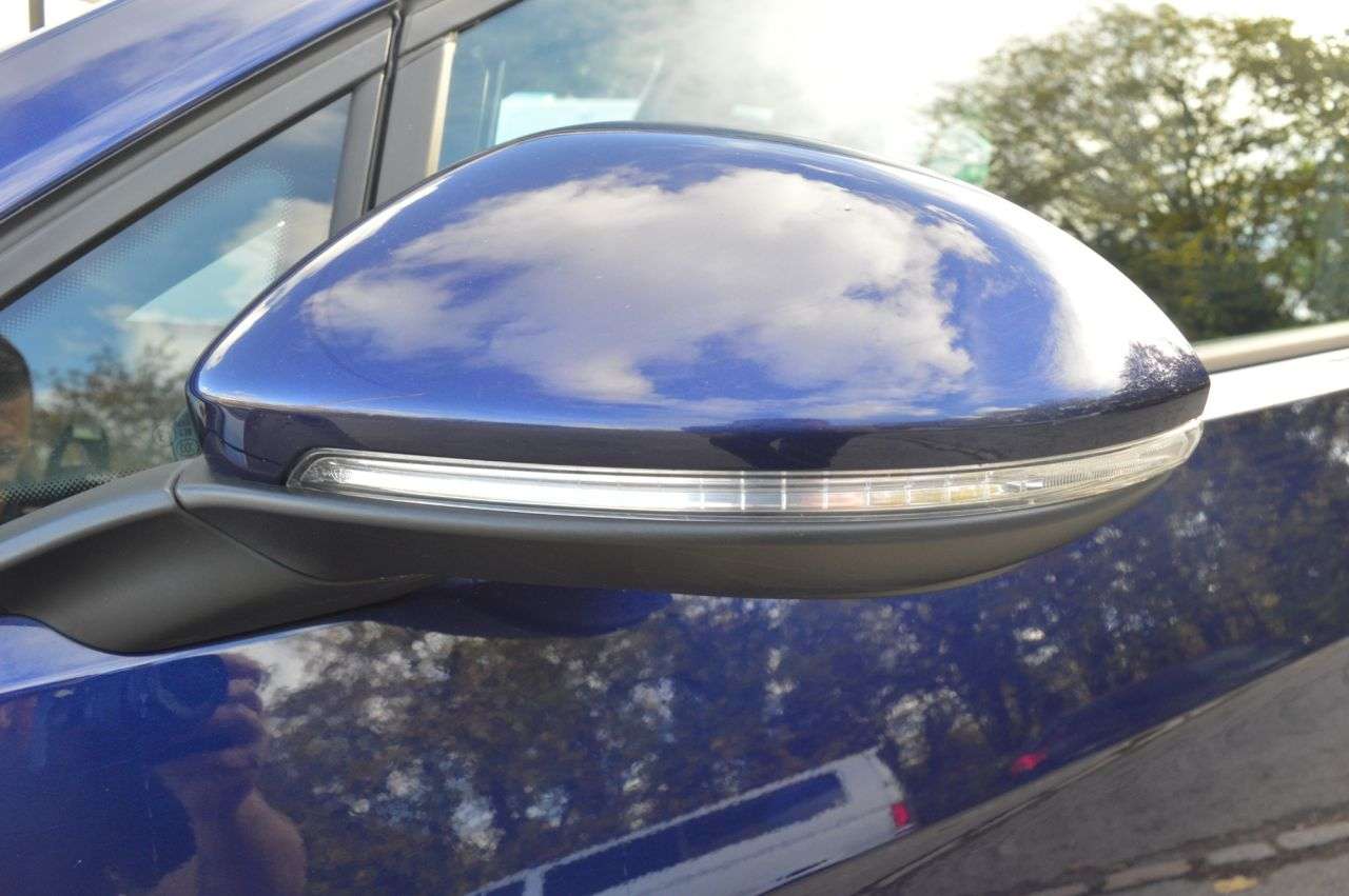 2017 VOLKSWAGEN GOLF 2017 VOLKSWAGEN GOLF