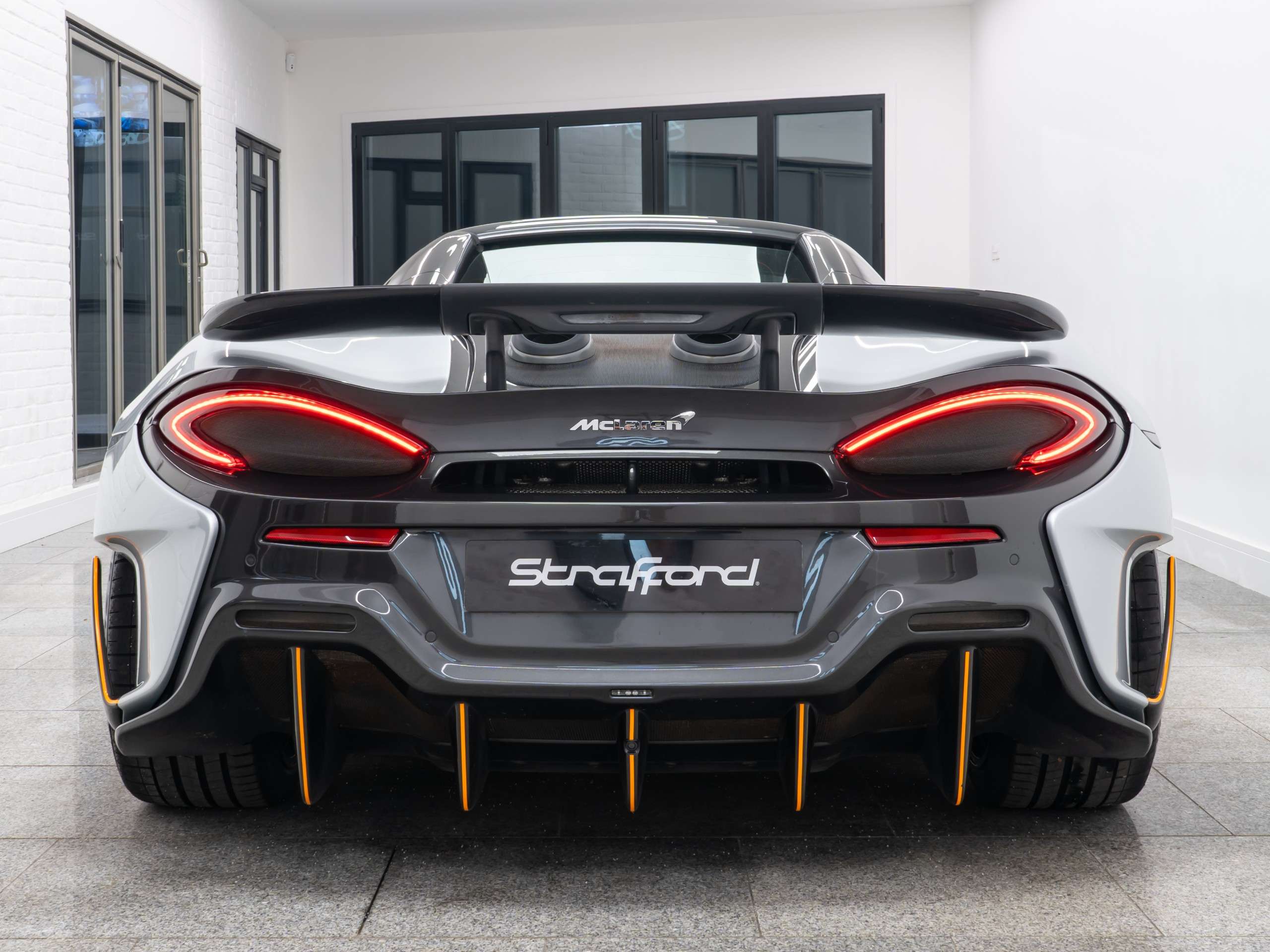 2019 MCLAREN 600LT 2019 MCLAREN 600LT