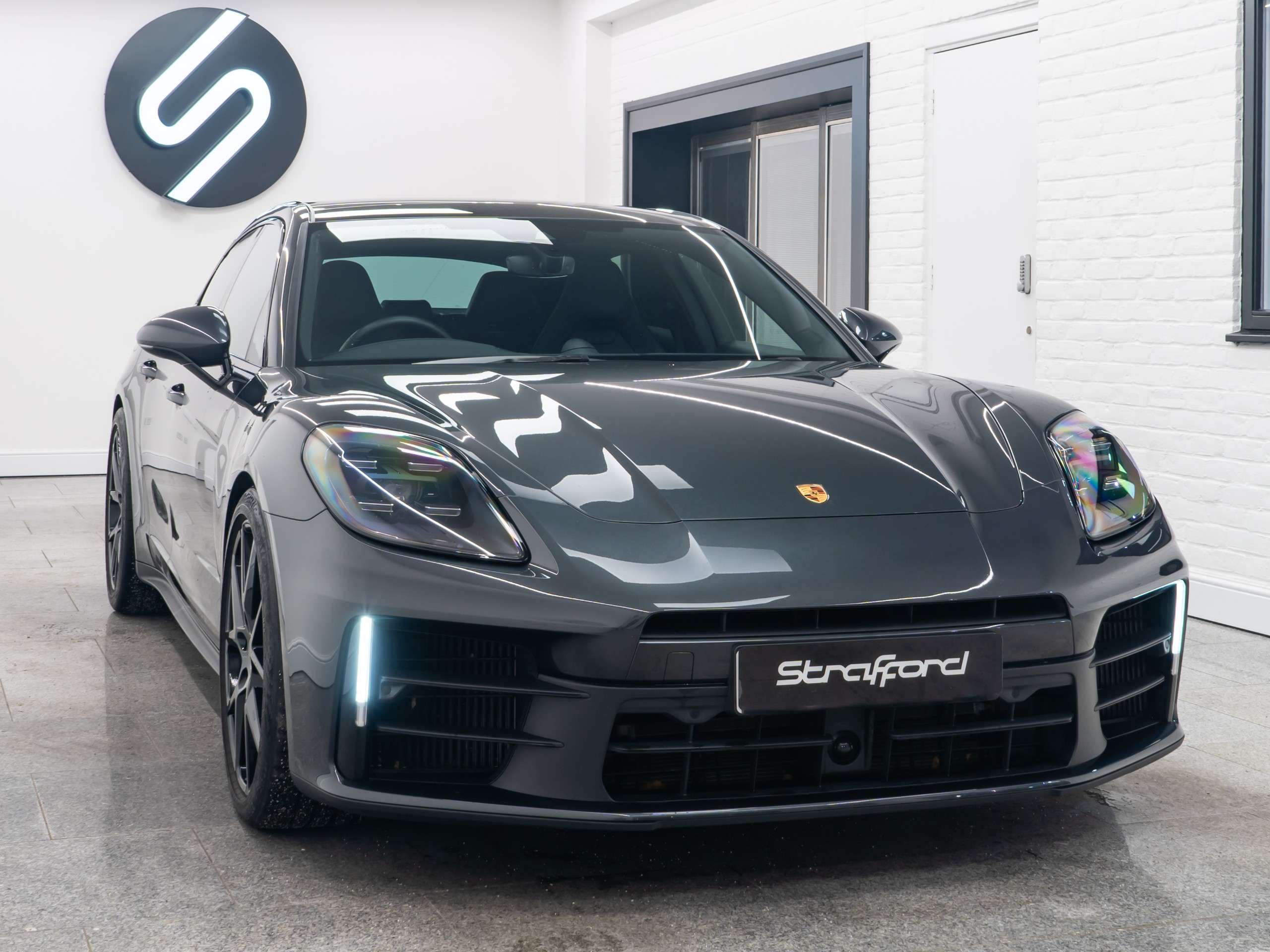 2024 PORSCHE PANAMERA 2024 PORSCHE PANAMERA