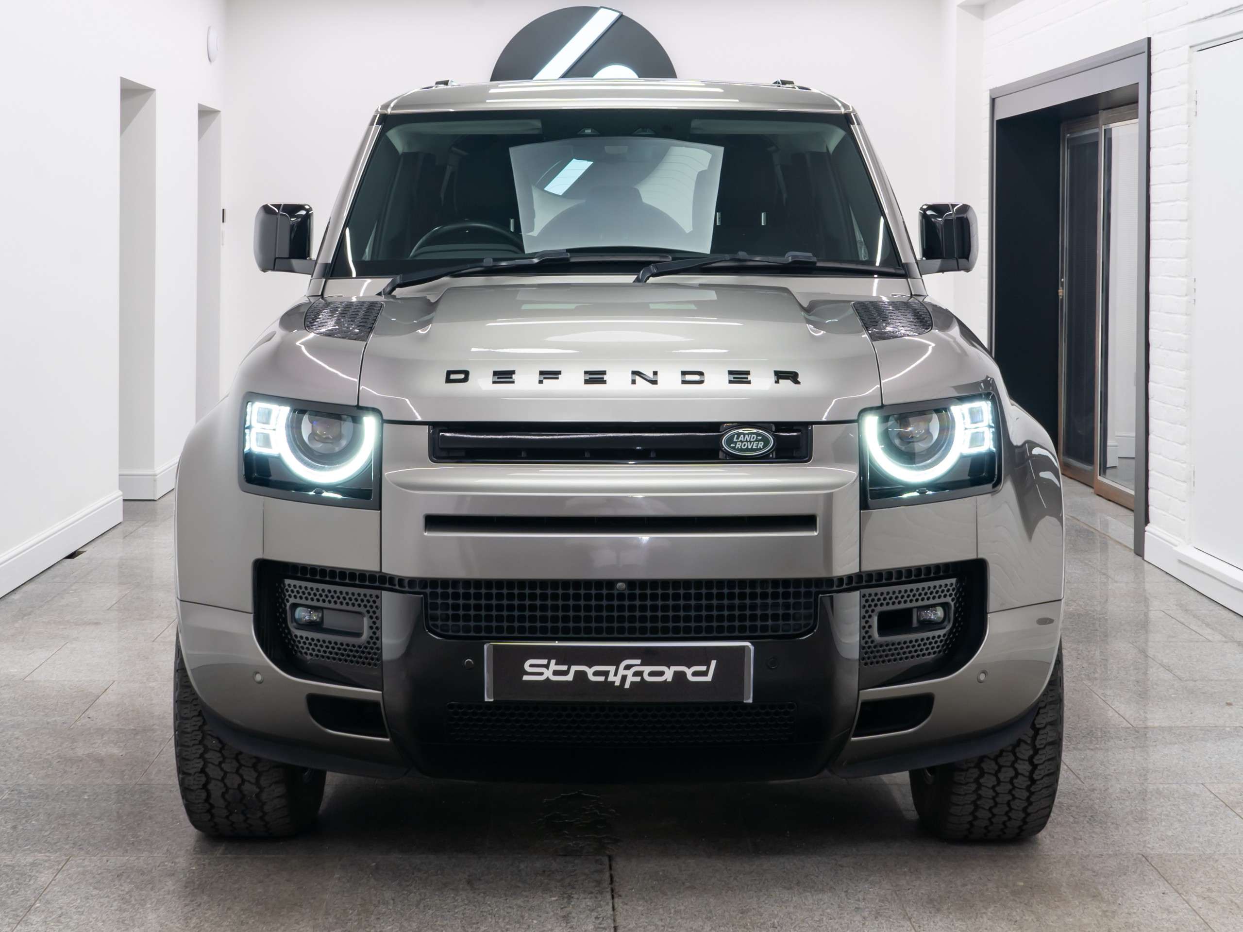 2022 LAND ROVER DEFENDER 110 2022 LAND ROVER DEFENDER 110